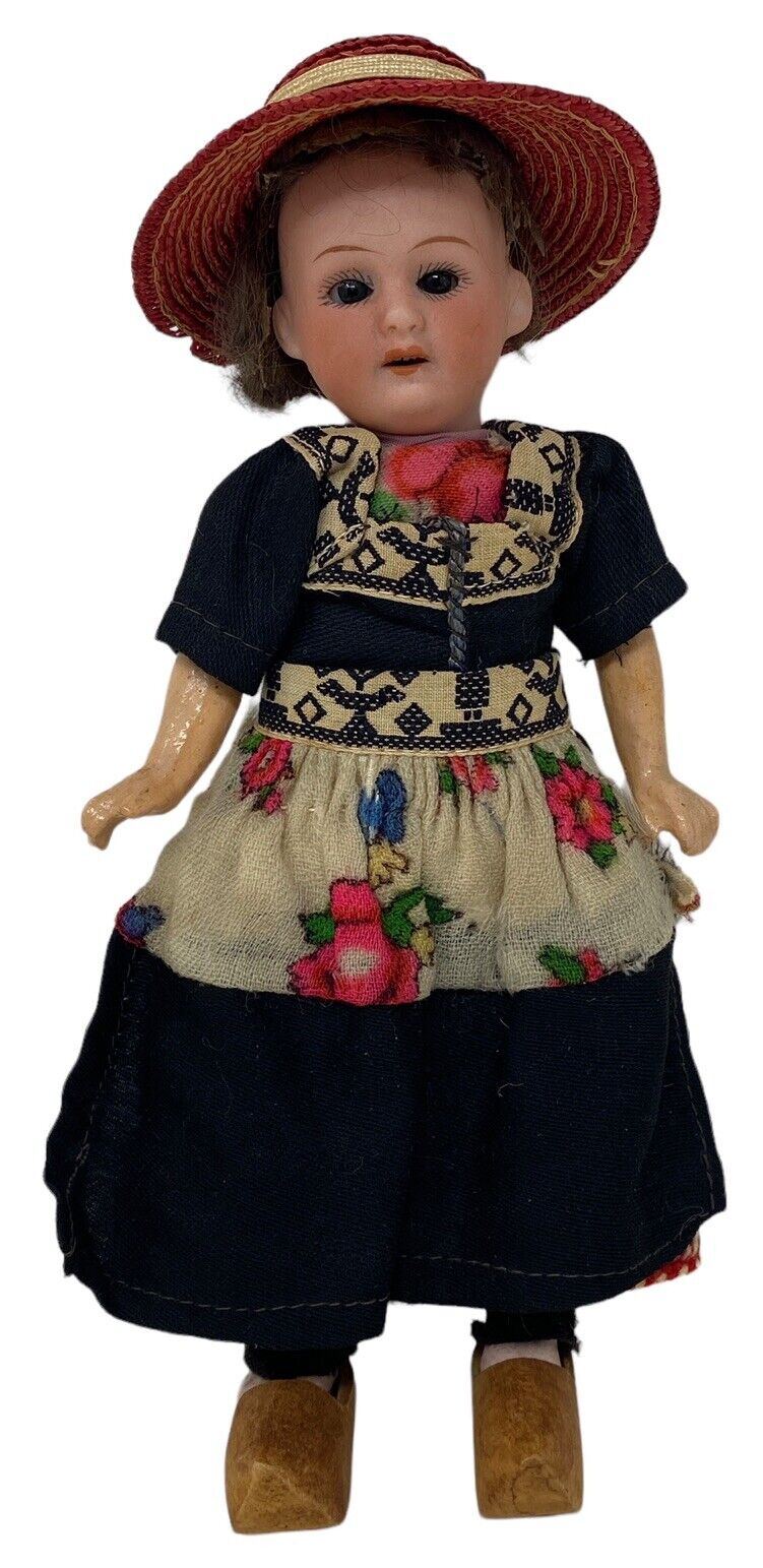 8” ANTIQUE BISQUE HEAD ARMAND MARSEILLE DOLL W/SLEEP EYES, ETHNIC COSTUME