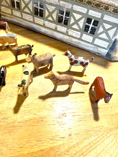 LATE 1800S EARLY 1900S LARGE SIZE NOAH'S ARK WITH 11 ANIMALS MADE IN GERMANY