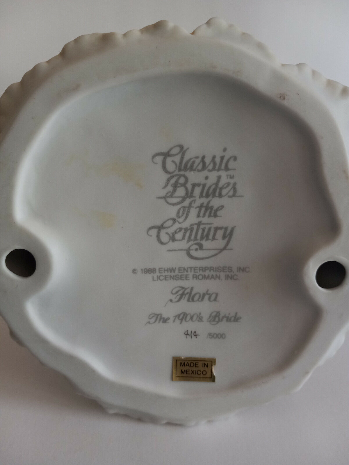 CLASSIC BRIDES OF THE CENTURY ELLEN H. WILLIAMS Flora 1900’s Bride -1988