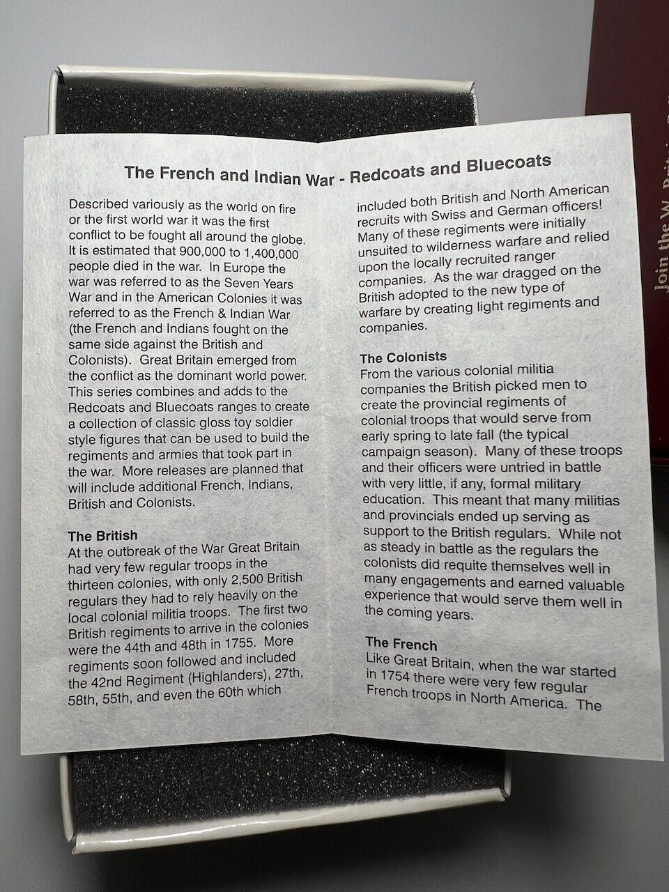 W. Britain Metal Toy Soldier (Redcoats #47004) History British Army Ensign 1700s