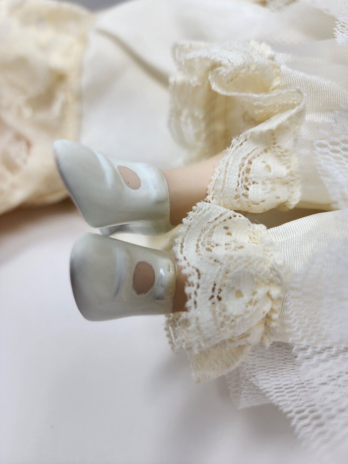 The Ashton Drake Galleries Elizabeth 1900's Wedding Dress Porcelain Doll