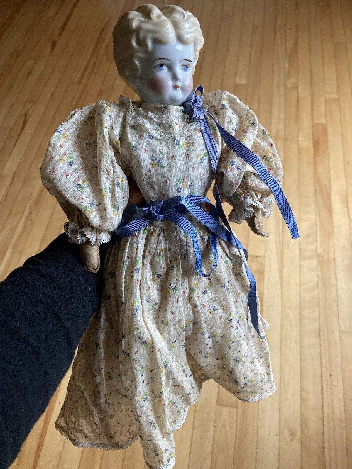 Antique 1800s 18" China Head Doll Flat top High brow Cloth Body Germany?