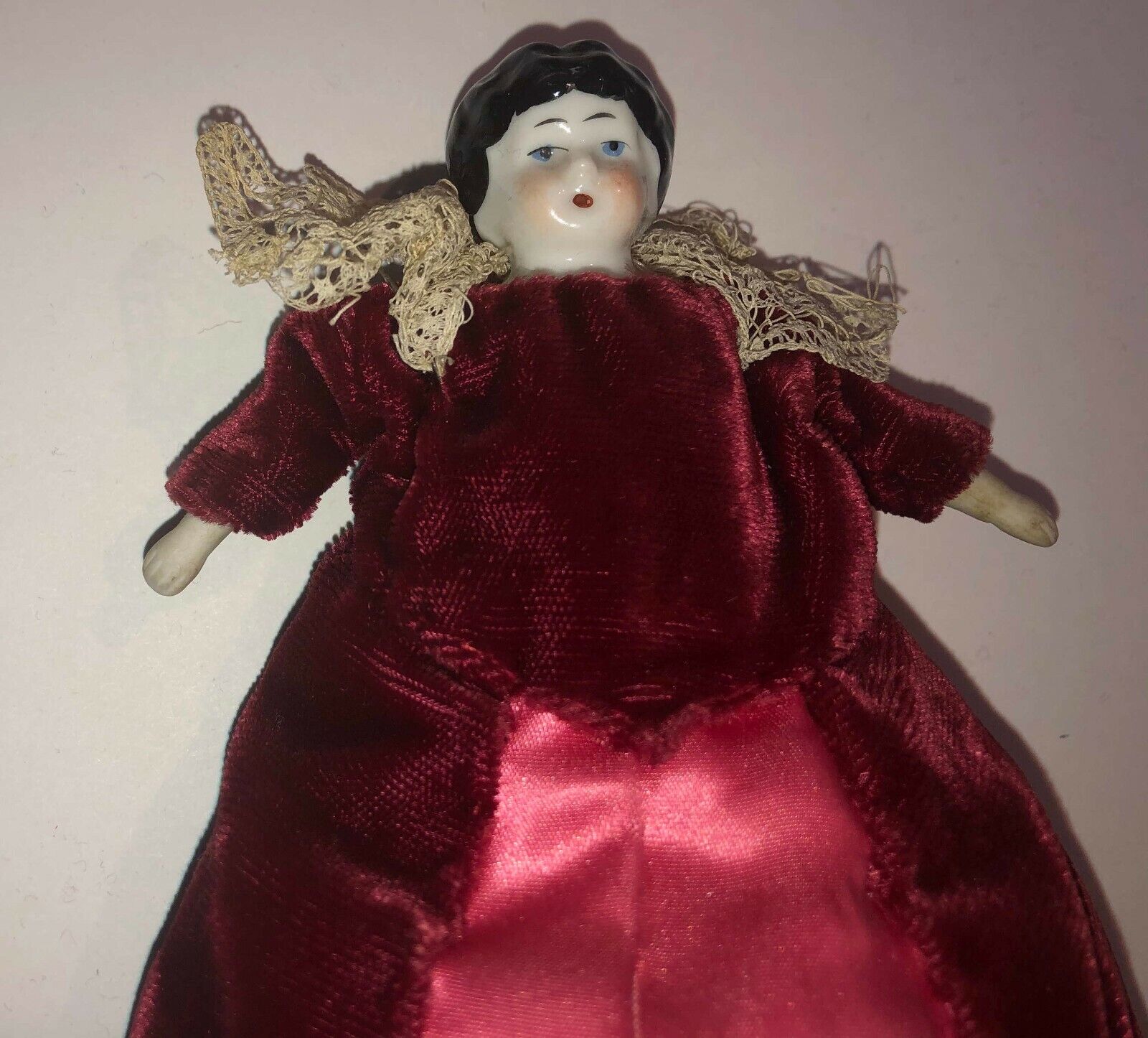 ANTIQUE Dollhouse Doll Ca 1800s china-head 7 in cranberry red velvet, lace gown