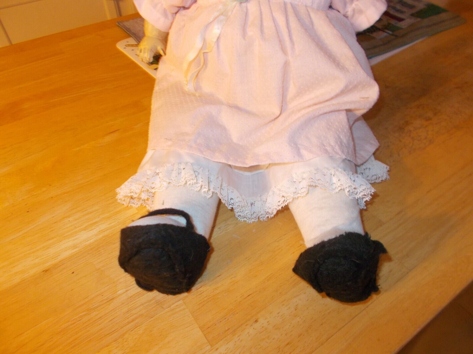 LATE 1800S EARLY 1900S MADE IN GERMANY 7" TIN HEAD DOLL WITH GLASS EYES MINERVA