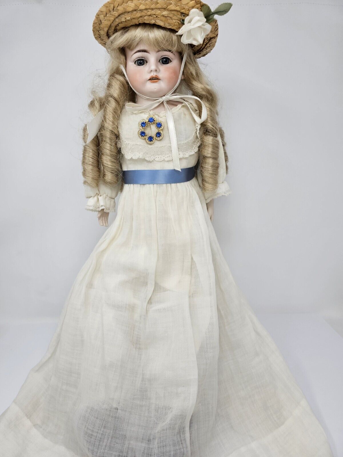 Antique German Early Ernst Heubach 1900-0 Horseshoe Bisque Doll, 6 Teeth 20'