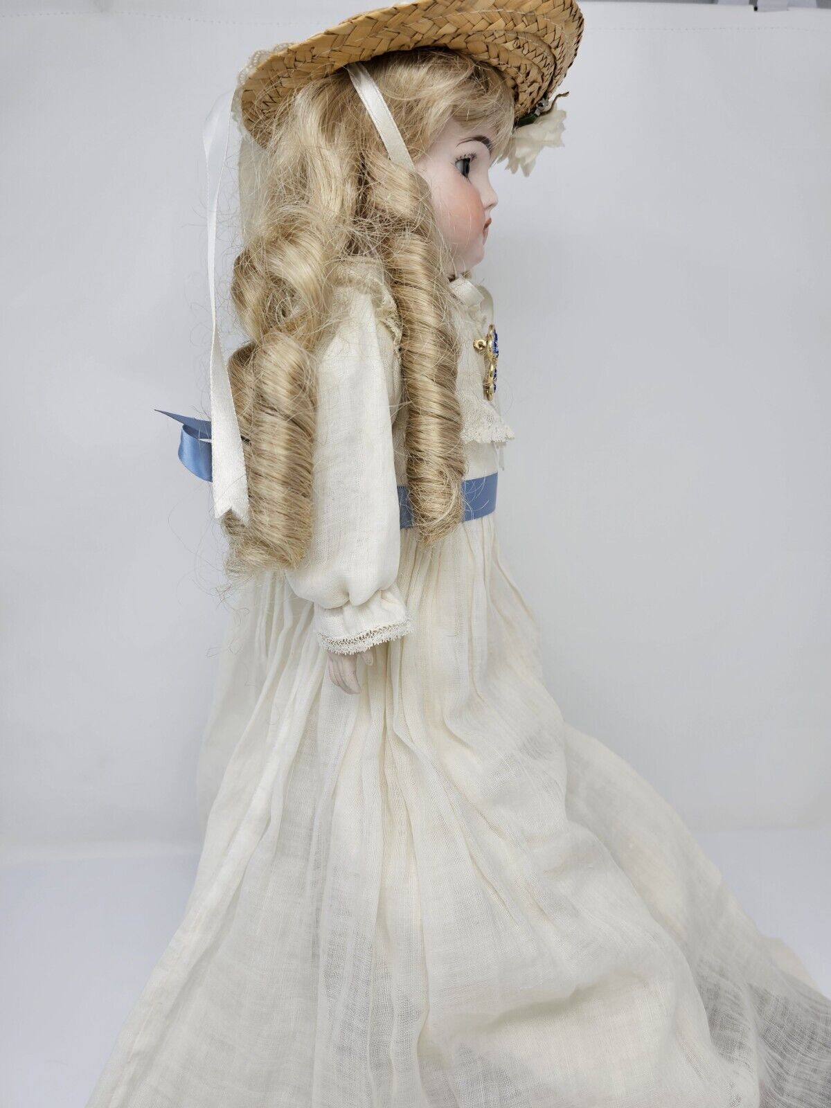 Antique German Early Ernst Heubach 1900-0 Horseshoe Bisque Doll, 6 Teeth 20'