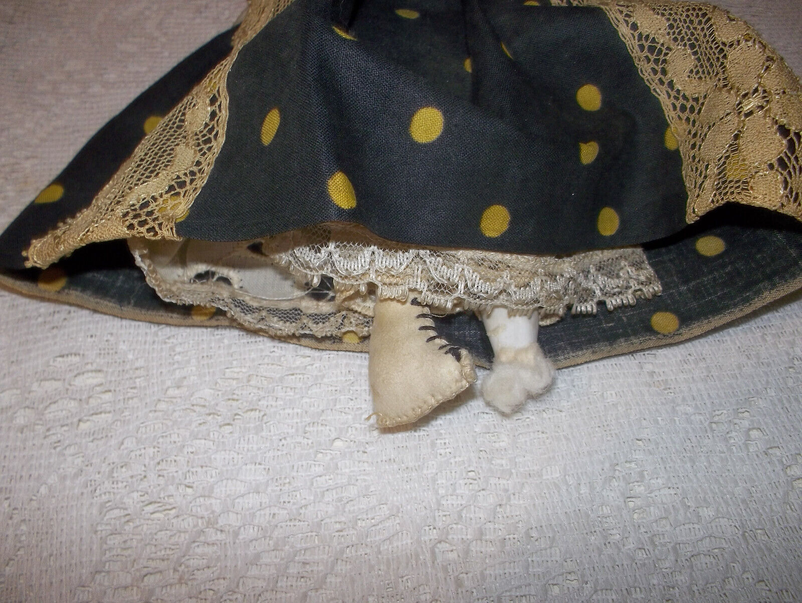 Antique Rare Porcelain China Head Dollhouse Doll 1800s Original Dress