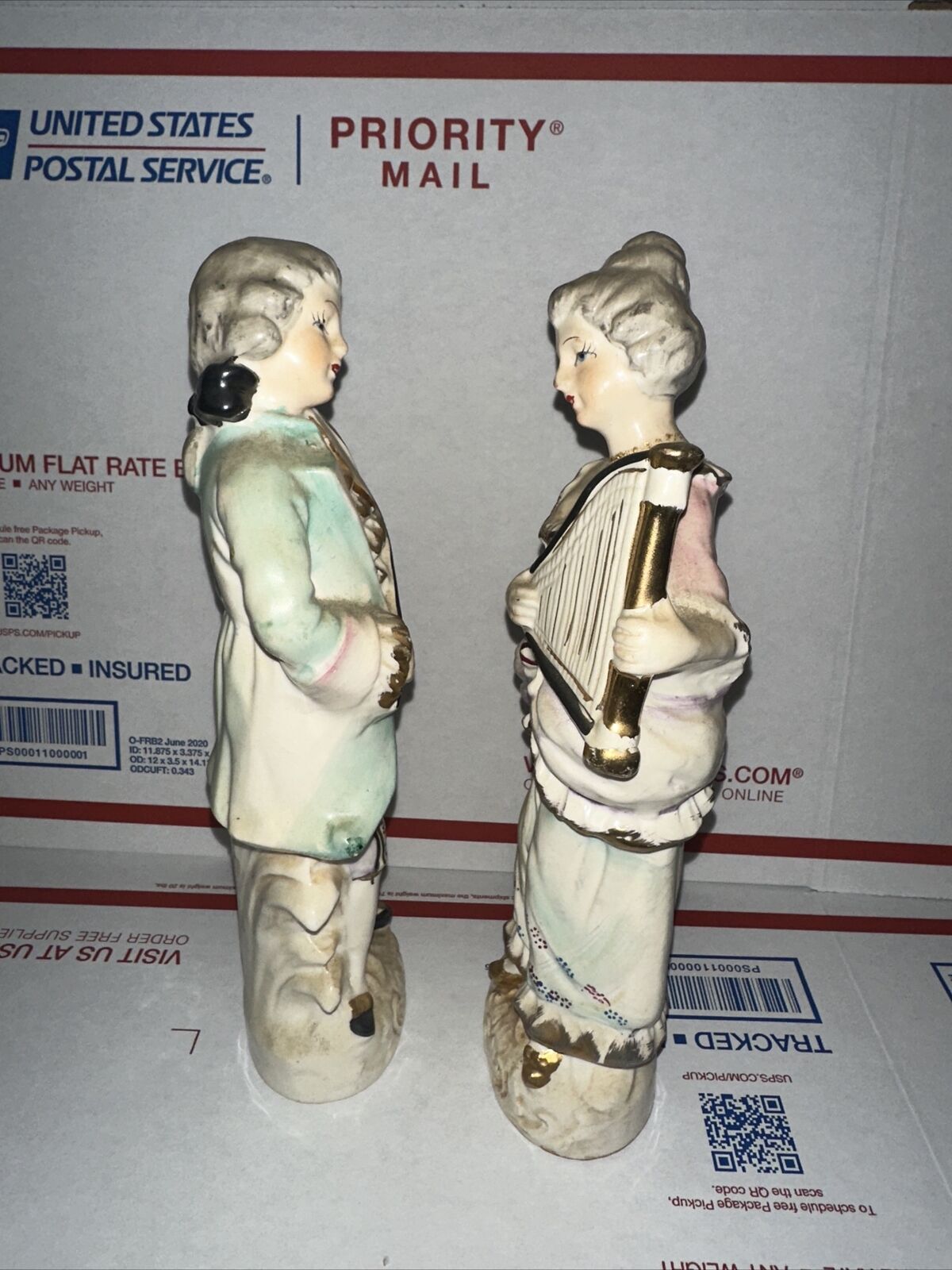 Vintage Pair Couple Figurines 1800's Playing Music Violin Lyre Japan 1036