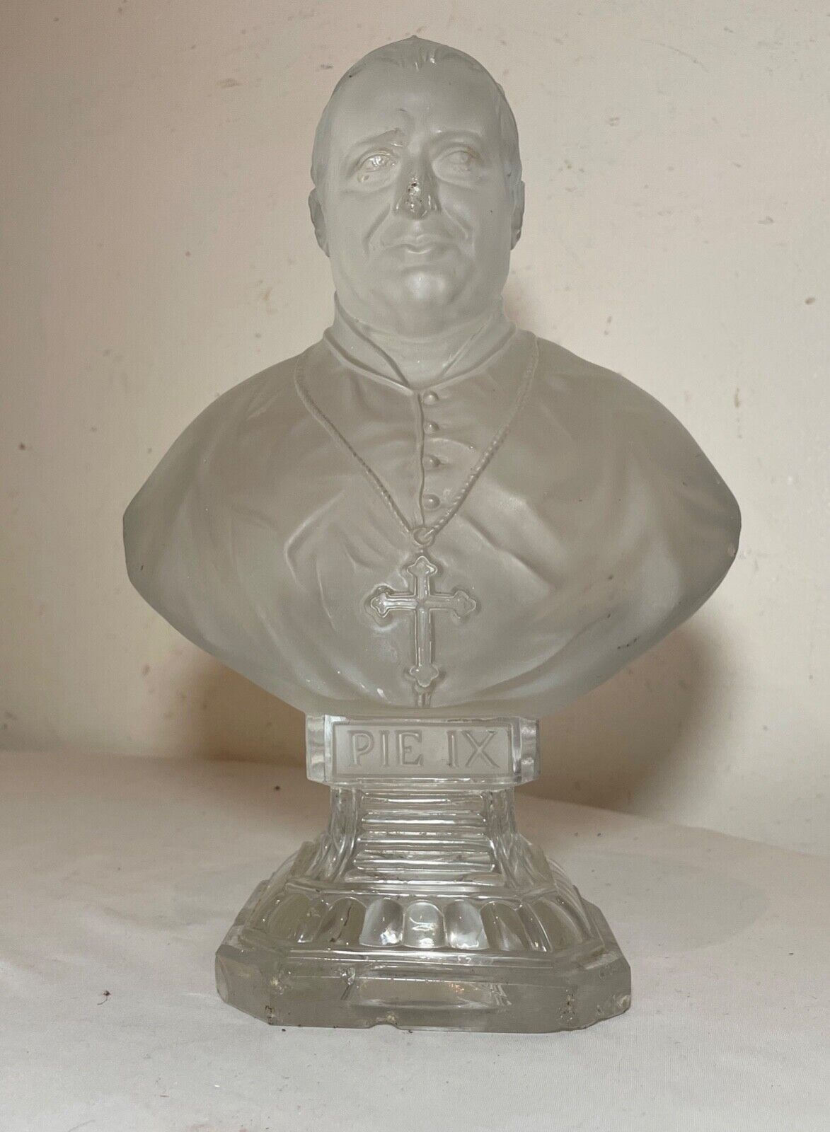 antique 1800s St Louis Depose Pope Pius Pie IX frosted glass crystal bust statue