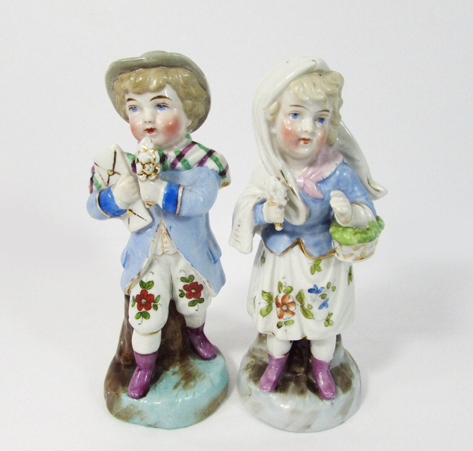 Antique Boehme Figurines - German Conta Boehme Fairing 1441 - purple shoes 1800s