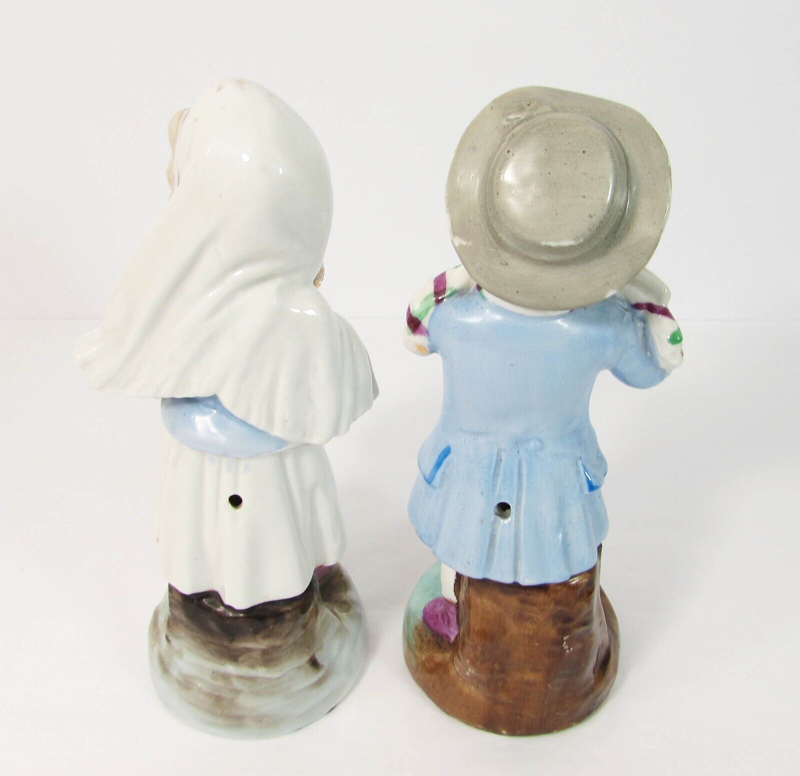 Antique Boehme Figurines - German Conta Boehme Fairing 1441 - purple shoes 1800s