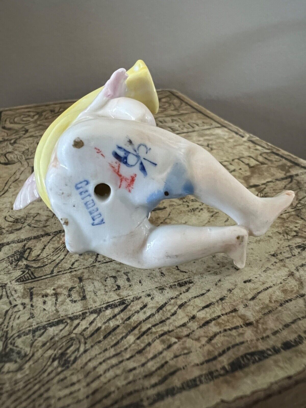 Very old German 1800s Cherub Putti playing horn Scheibe Alsbach Germany
