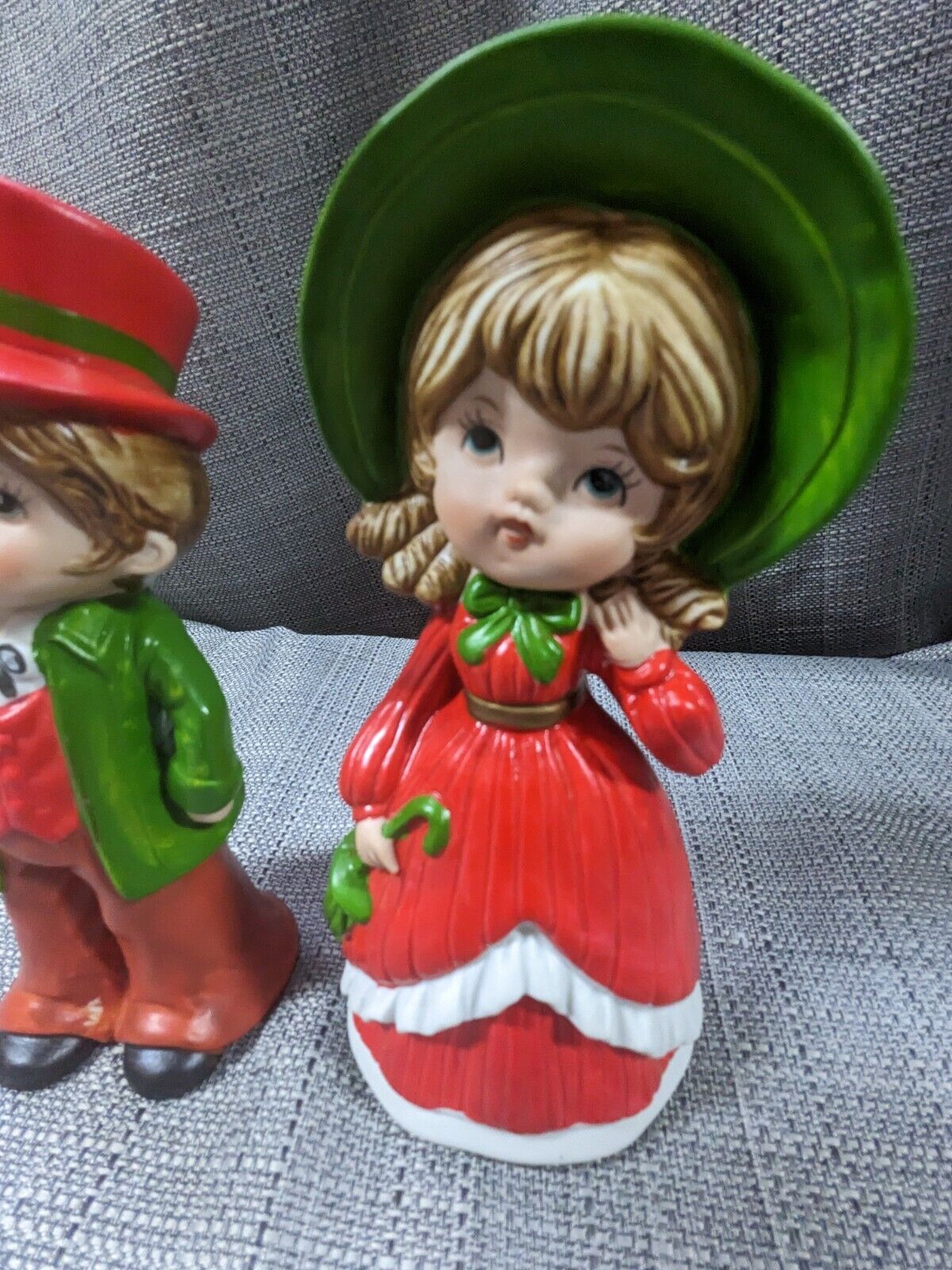 Vintage ARDCO CHRISTMAS BOY GIRL FIGURINE Gift TAIWAN Victorian 1800's style