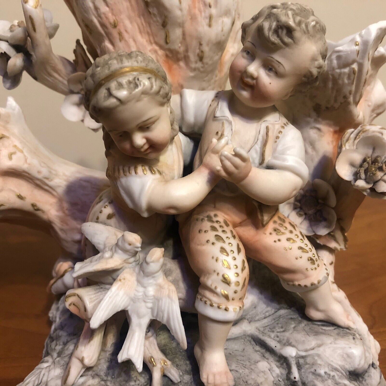 Volkstedt Couple in Love Porcelain Figurine Vase Triebner, Ens & Eckert c.1800s