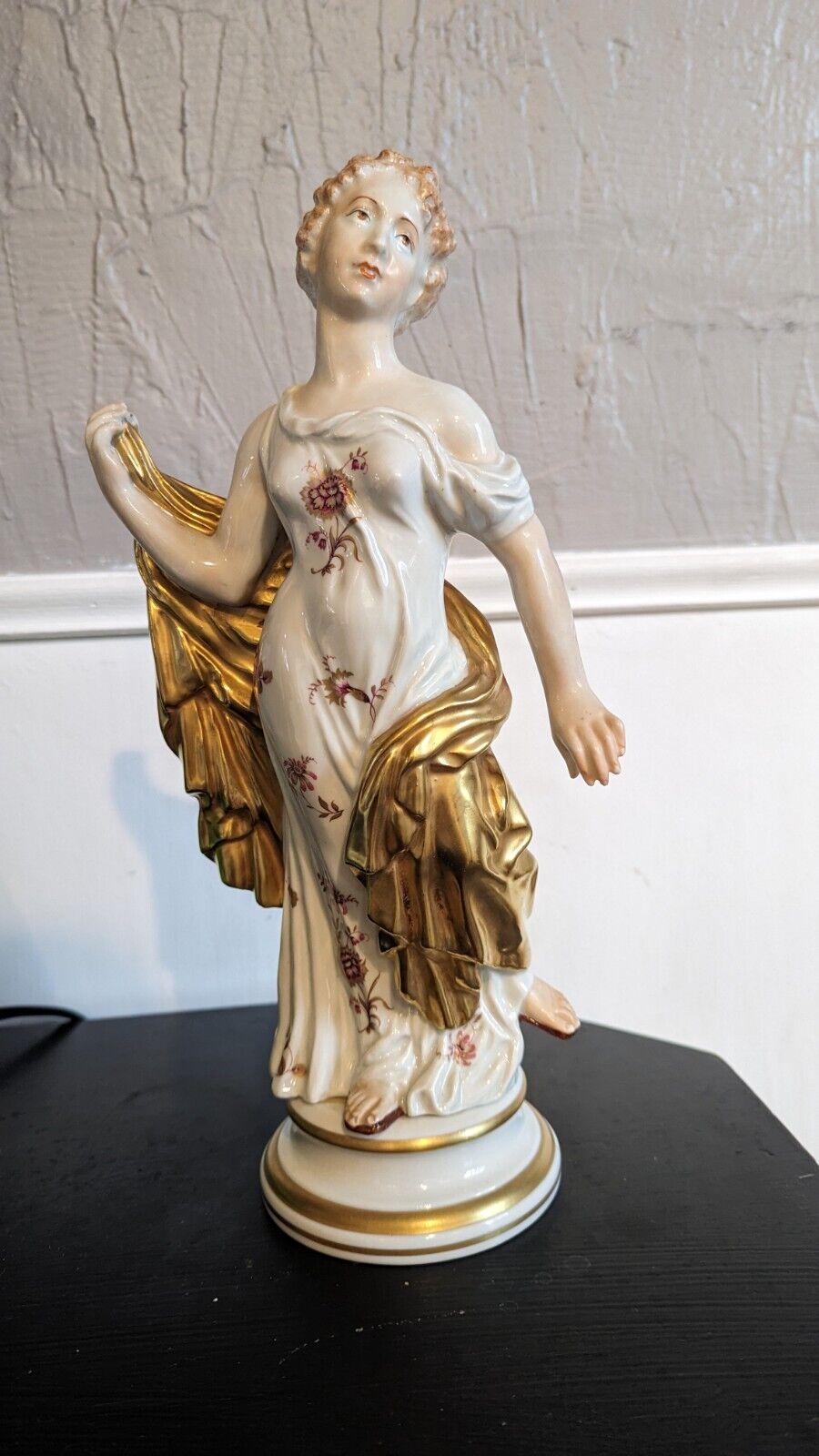 Beautiful Antique Early 1800s Capodimonte Porcelain Woman Lady Statue 