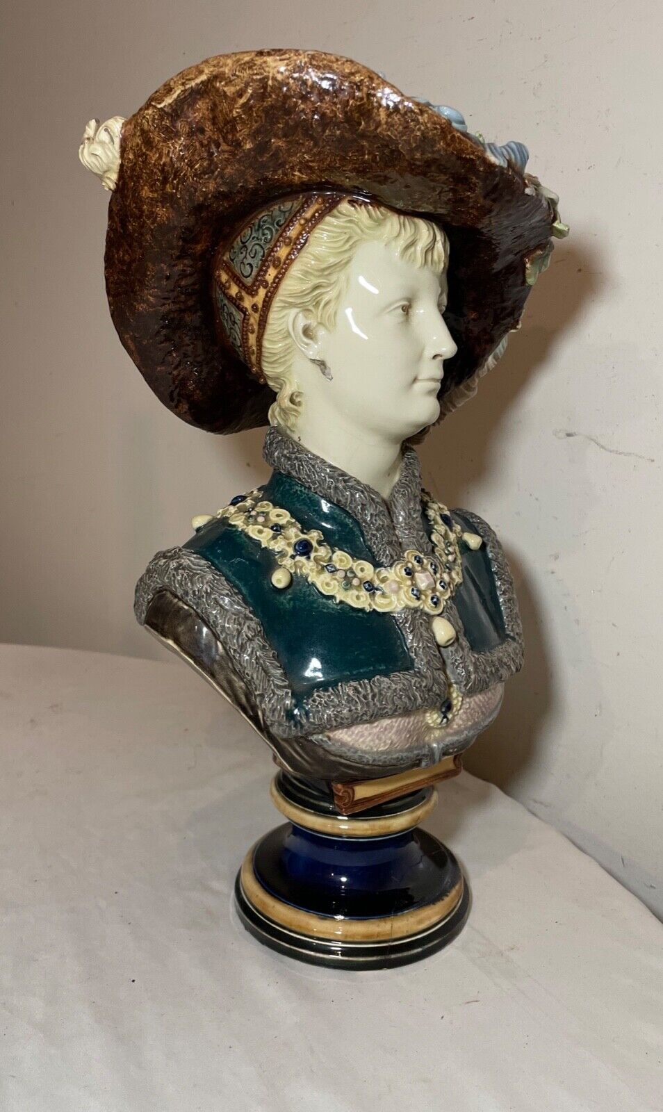 RARE antique Cölln Meissen Majolica Renaissance Lady Bust 1800's pottery statue