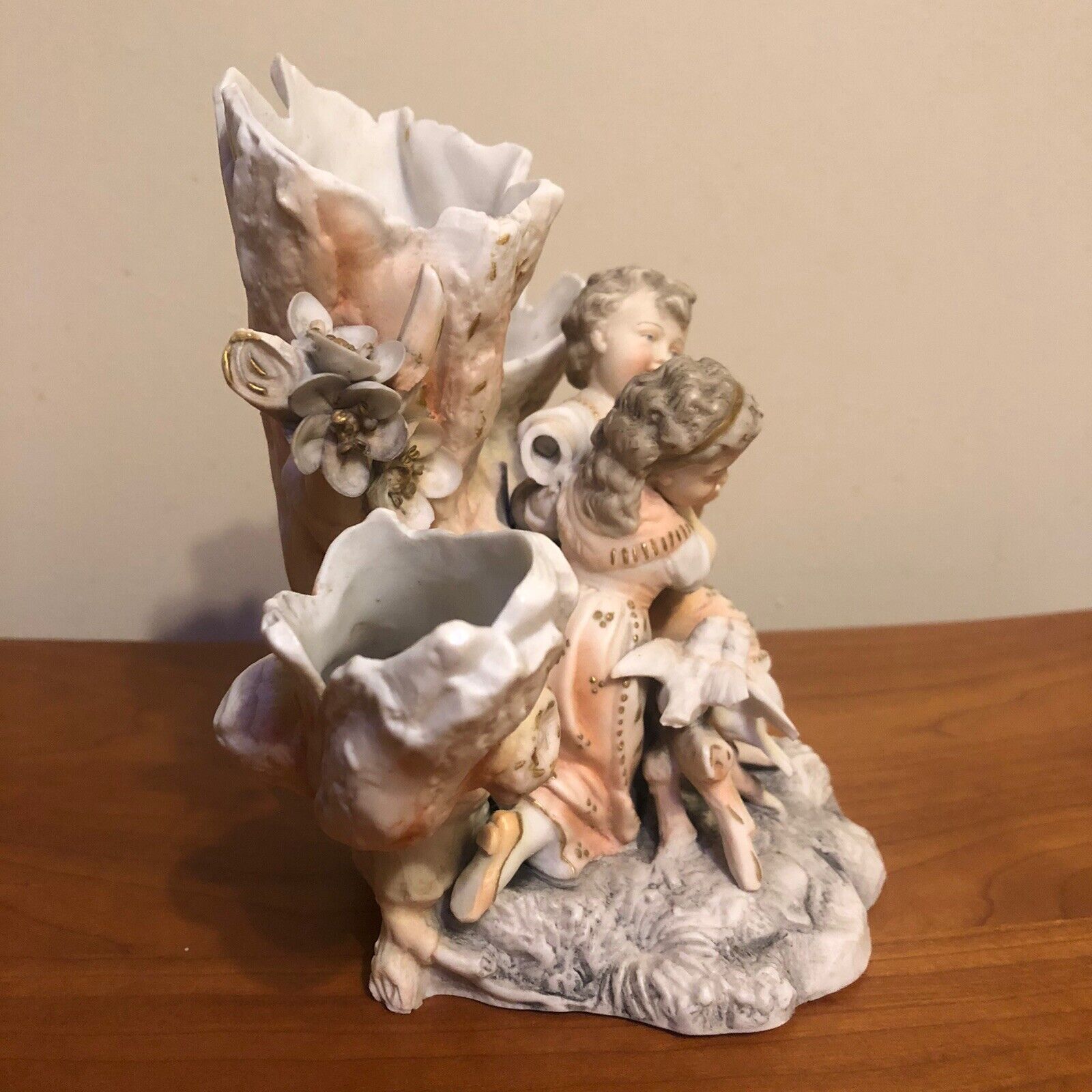 Volkstedt Couple in Love Porcelain Figurine Vase Triebner, Ens & Eckert c.1800s