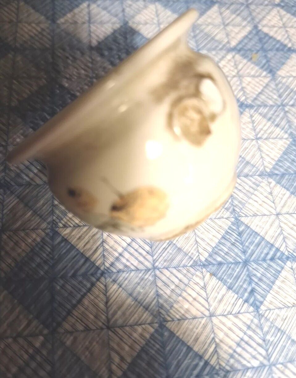 1800s Chinese Famille Rose Porcelain Bird Feeder Bowl Cup Figurines.
