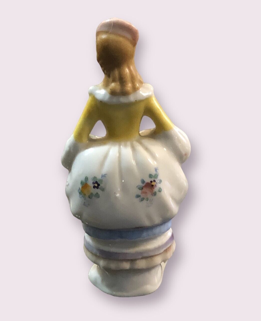 Figurine 18th Century Lady vintage 1940s Japan