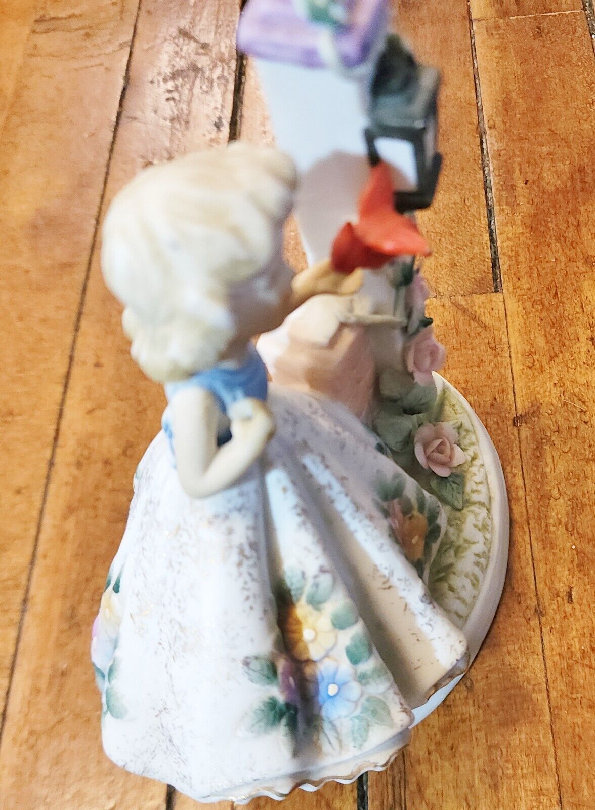 Vintage LEFTON Porcelain Girl Figurine w Cardinal KW1700A Missing Parasol FLAWS