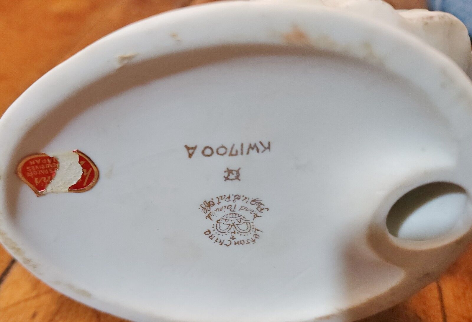 Vintage LEFTON Porcelain Girl Figurine w Cardinal KW1700A Missing Parasol FLAWS