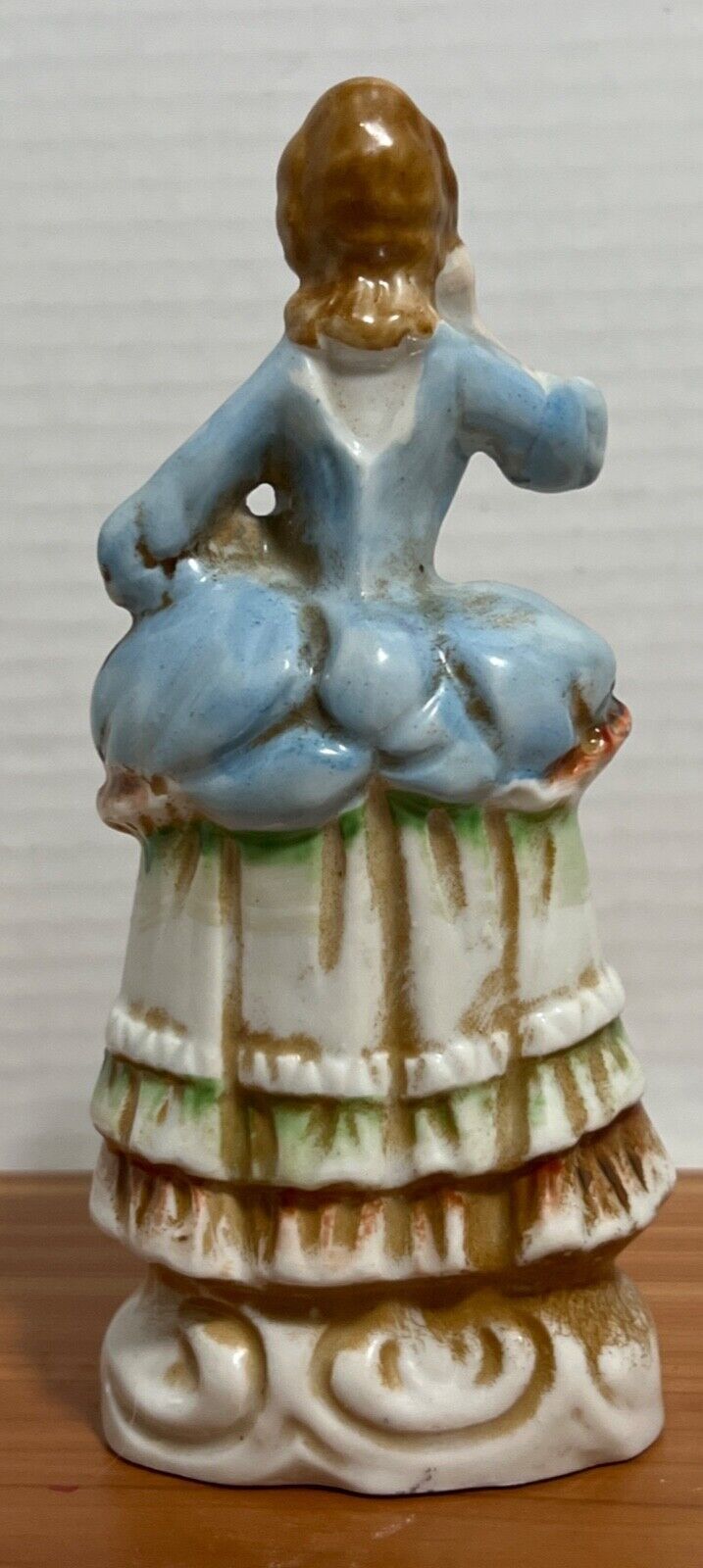  Occupied Japan 1946 Colonial Porcelain Lady Figurine 6 1/4" Tall
