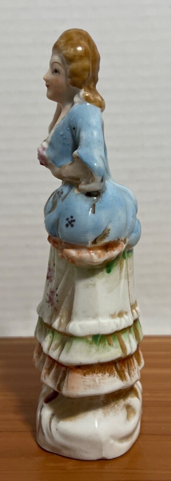  Occupied Japan 1946 Colonial Porcelain Lady Figurine 6 1/4" Tall