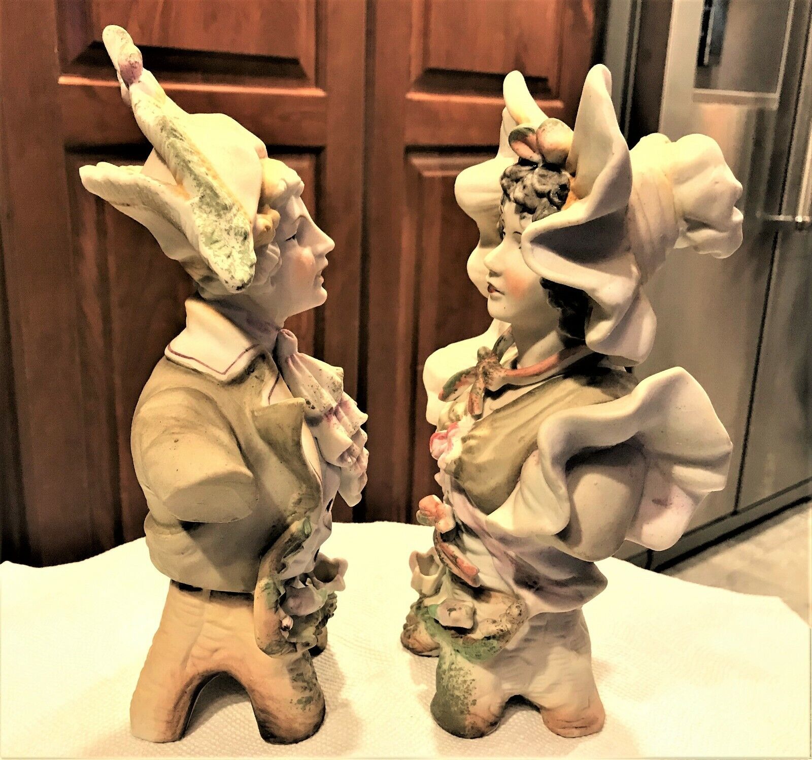 2 Bisque Figurines Man Woman Busts No 8079 Large Hats 1700 style Clothes 10"x 6"
