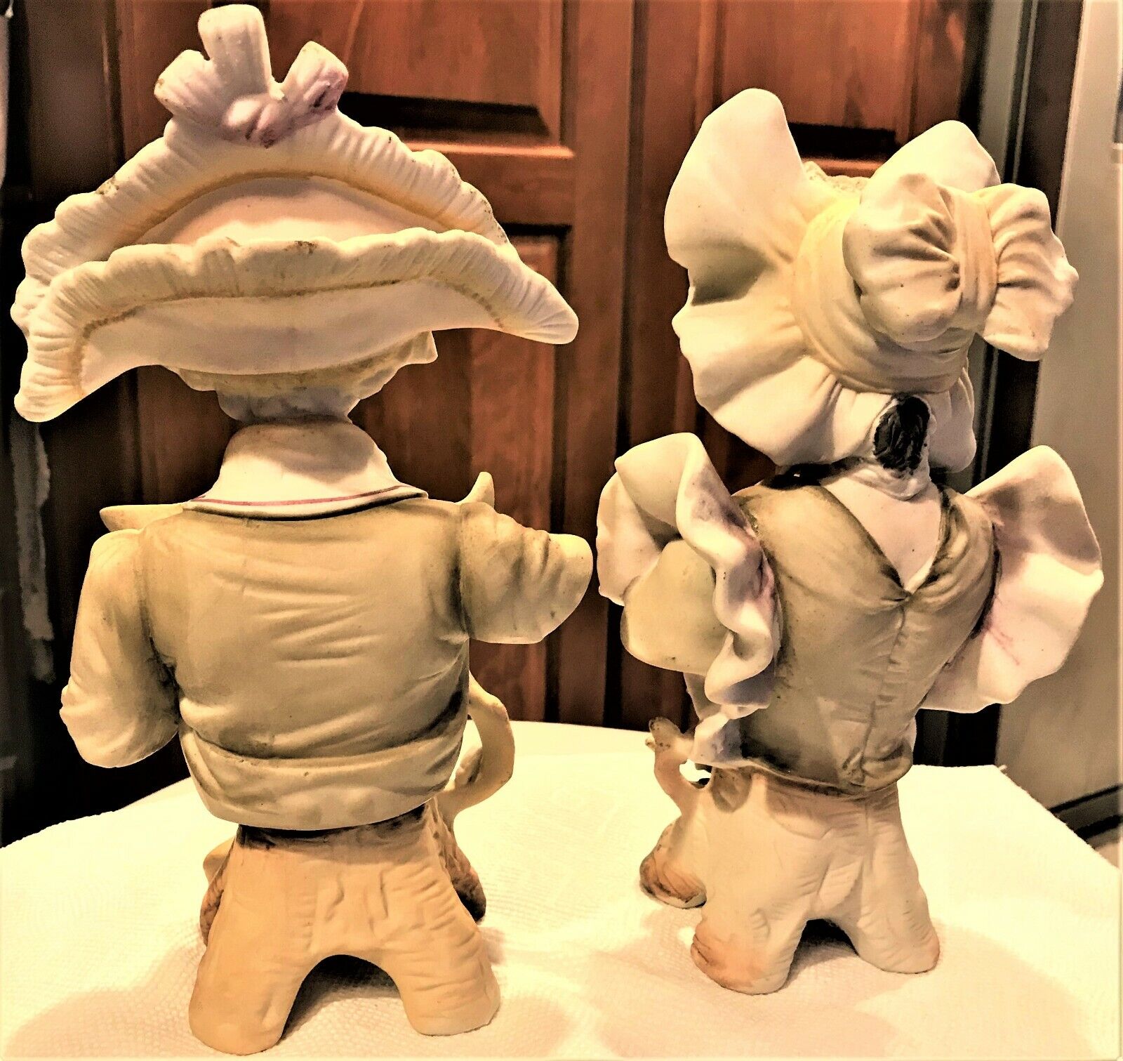 2 Bisque Figurines Man Woman Busts No 8079 Large Hats 1700 style Clothes 10"x 6"