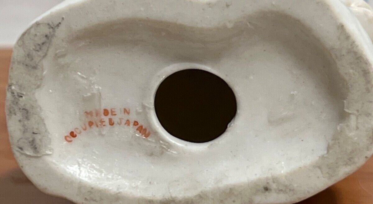  Occupied Japan 1946 Colonial Porcelain Lady Figurine 6 1/4" Tall