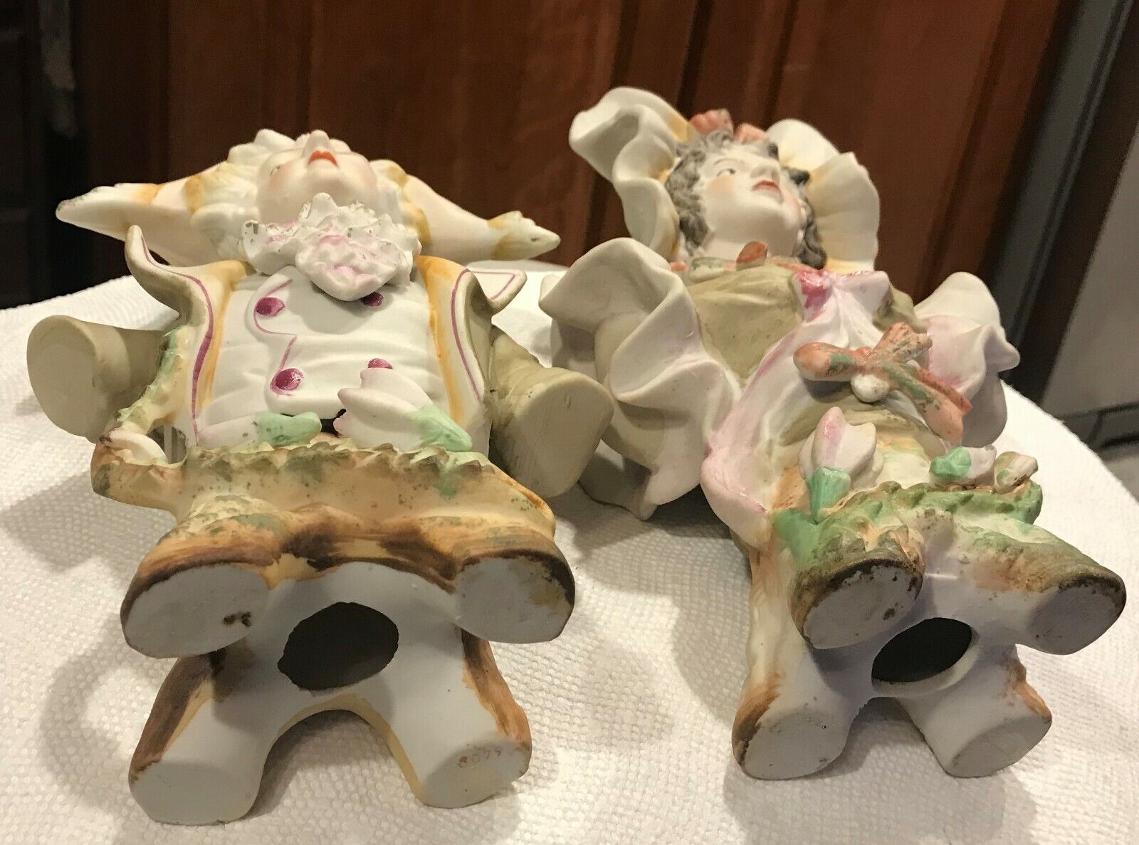 2 Bisque Figurines Man Woman Busts No 8079 Large Hats 1700 style Clothes 10"x 6"