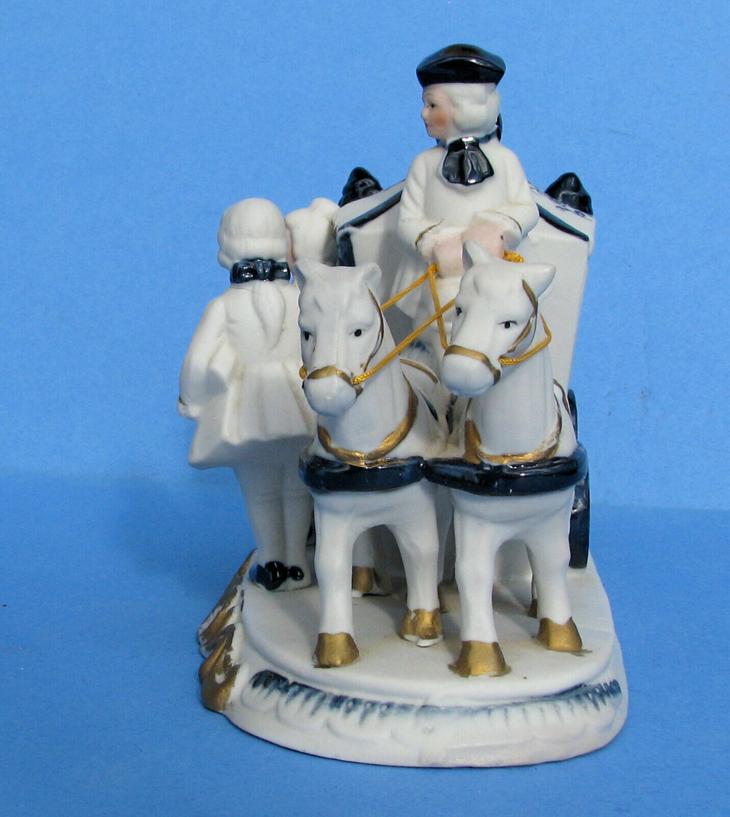 Vtg Blue & White Glazed Ceramic Statuette 1700's Courting Scene Coach & Horses