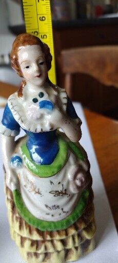  Occupied Japan 1946 Colonial Porcelain Lady Figurine 6 1/4" Tall