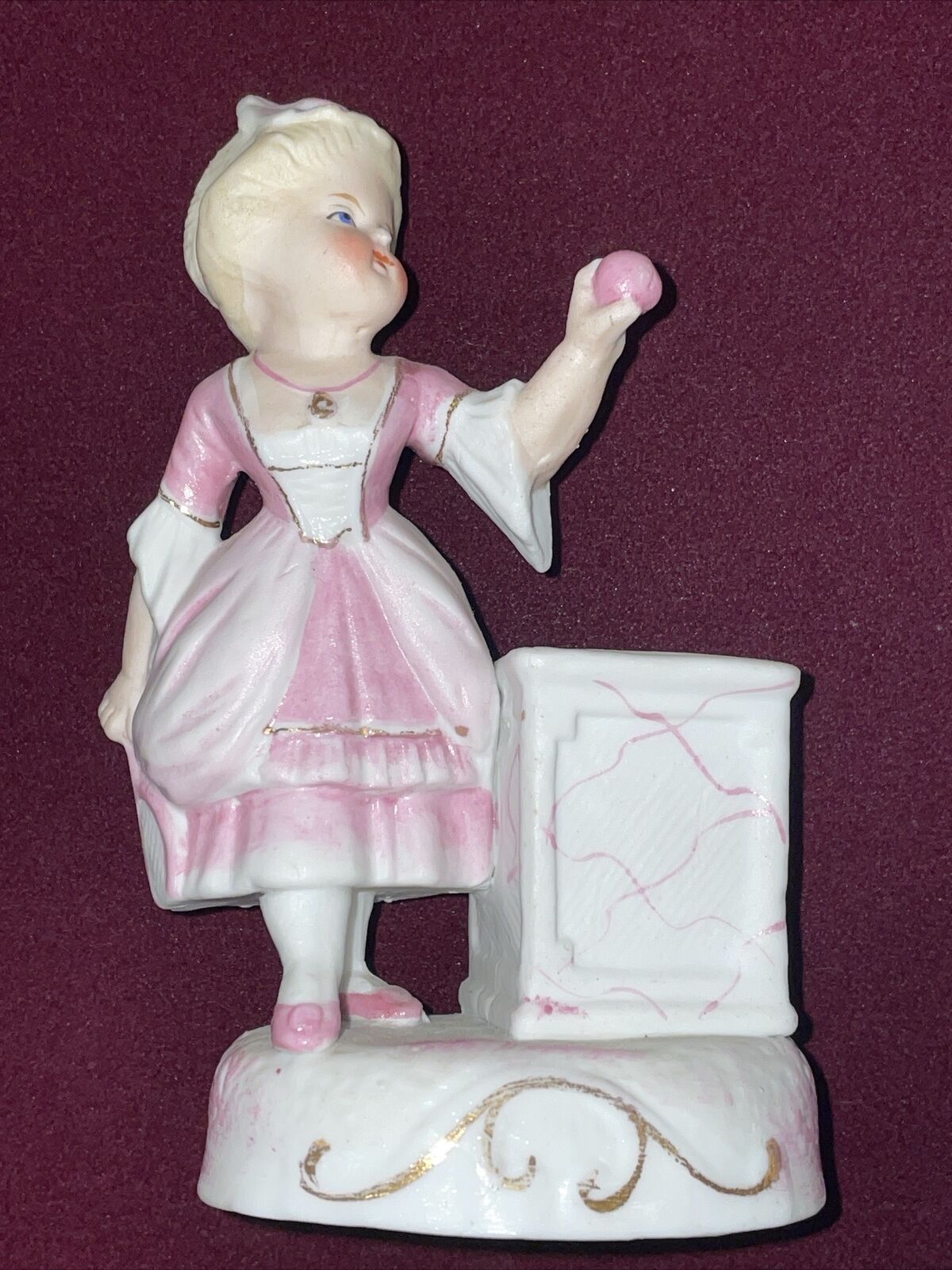 1700s Courting Boy & Girl - 2 Porcelain 5" Figurines - Unbranded - Very Good