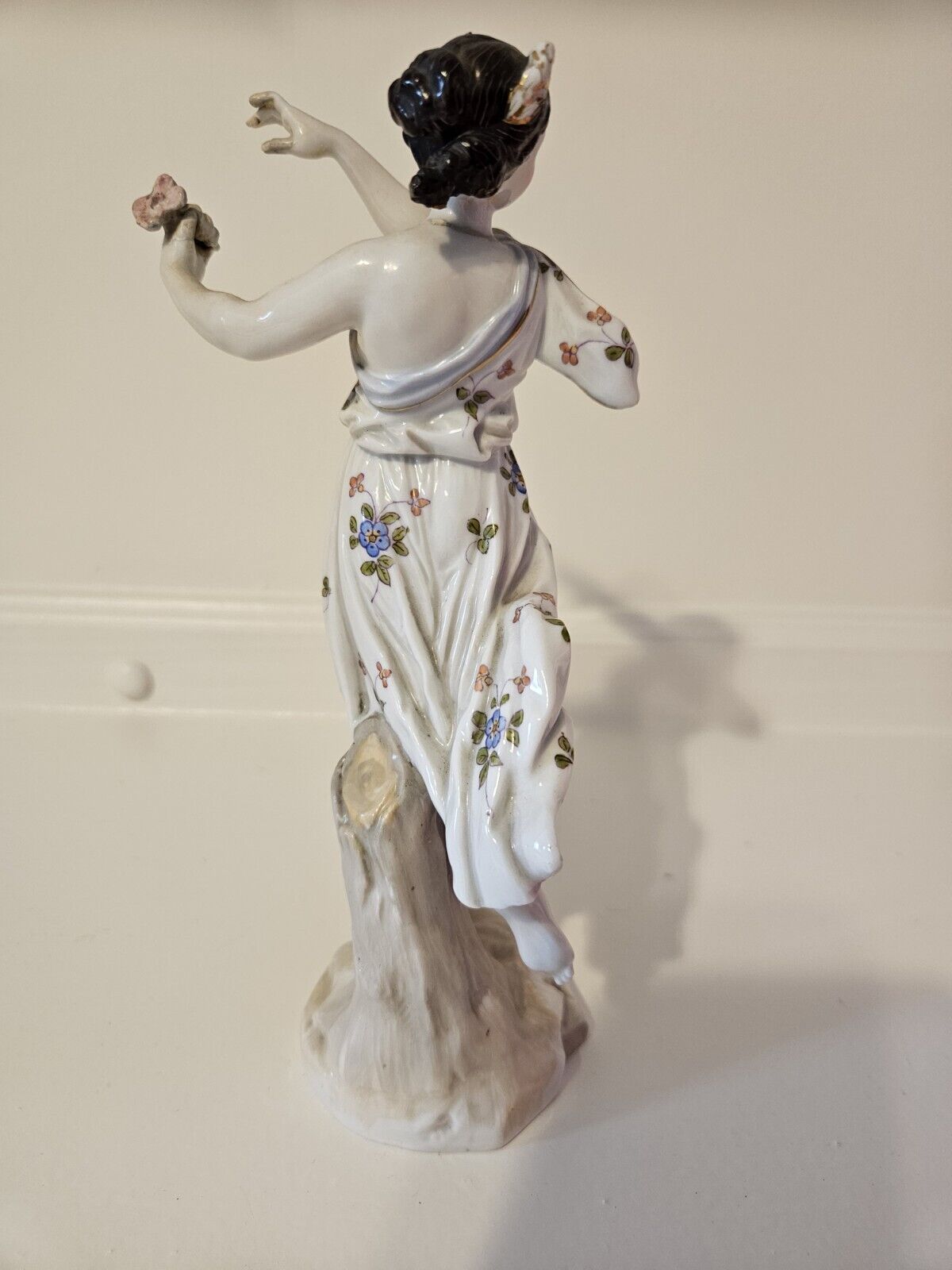 1700's to 1800's Meissen porcelain figurine damage Dancing Lady Germany Antique