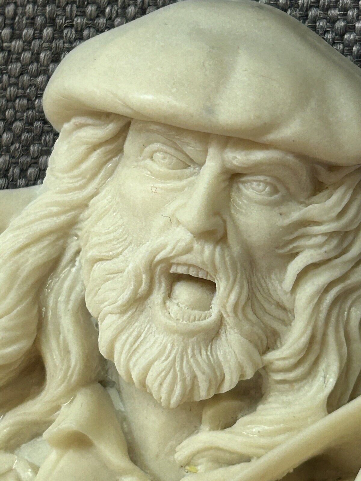 Rare Hand Carved Mini Ivory Rob Roy (1700’s)  3” Vintage Flat Bottom Detailed