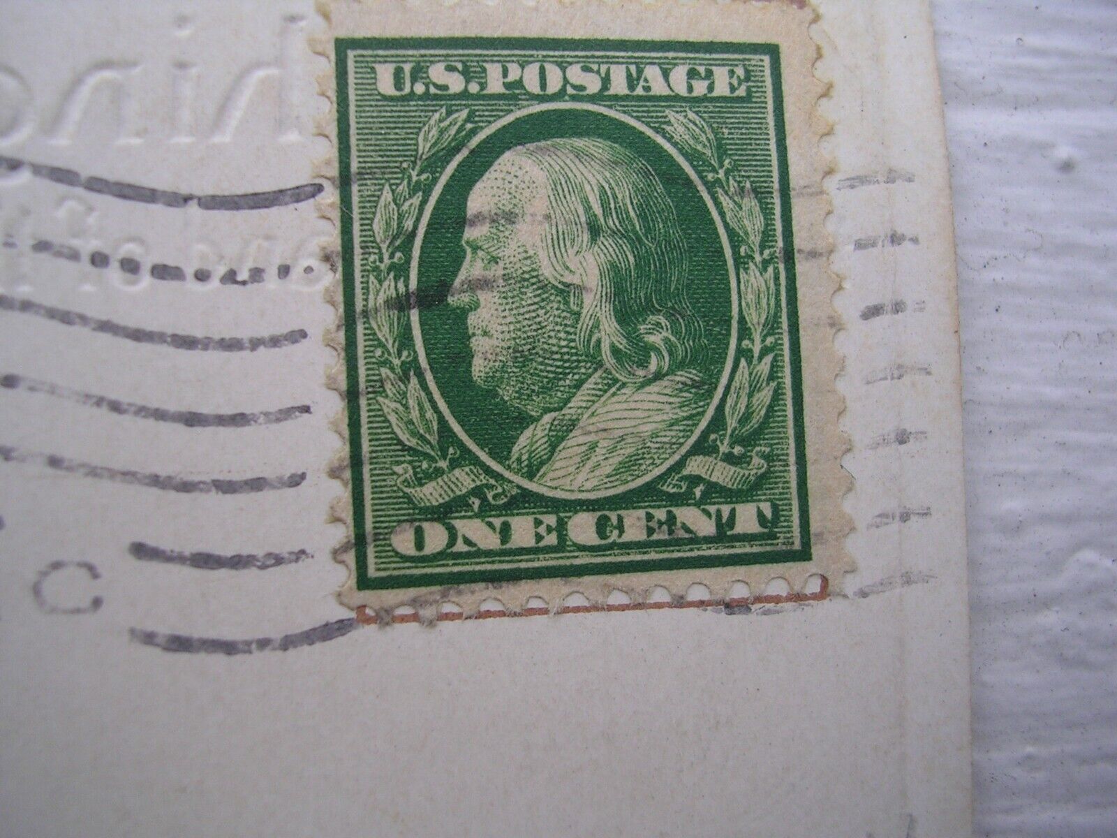 BEN FRANKLIN VINTAGE ONE CENT STAMP "EXTREMELY RARE"-USED . ON POST CARD, 1900S