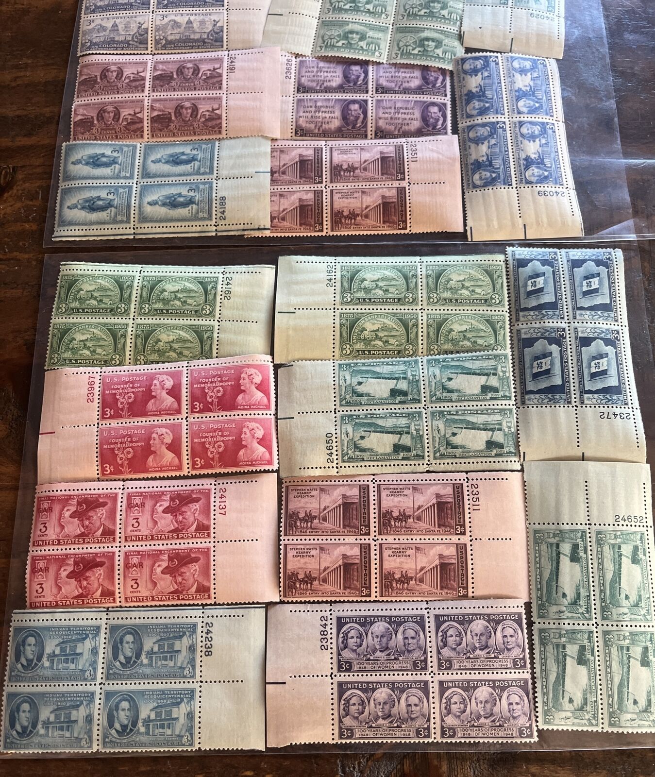 Lot Of Vintage Us Stamps Form The 1800-1900's Pretty Good Condition.