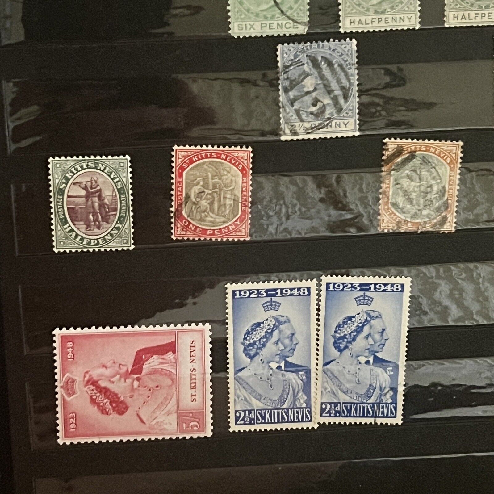1800s - MID 1900s ST. KITTS & NEVIS MINT USED STAMPS IN STOCK PAGE KGV VICTORIA
