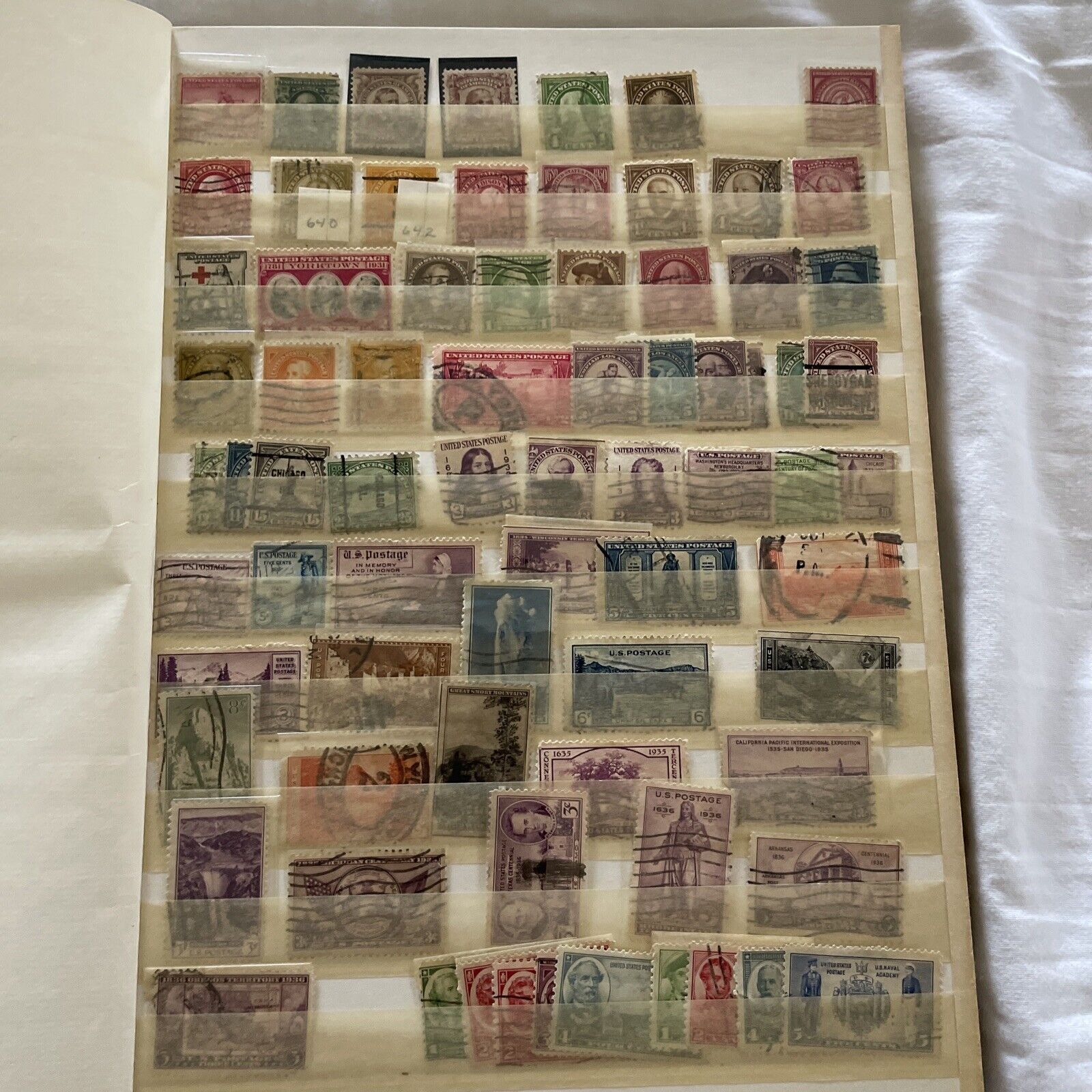 ESTATE LOT VINTAGE (1800s - 1900s) US Stamp Collection