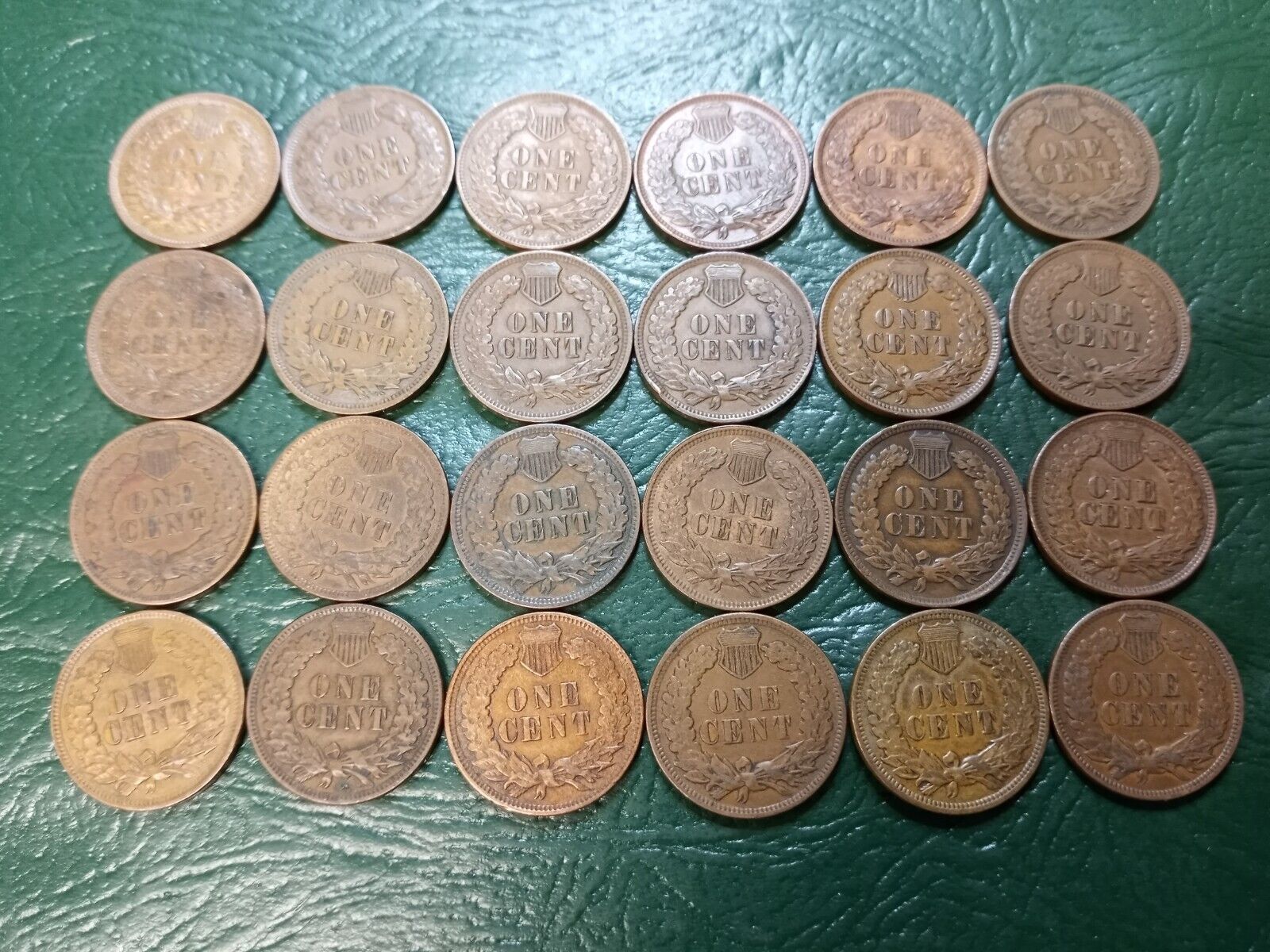 Lot of 24 High Grade 1900's Indian Head Cents - Many AU & BU Coins