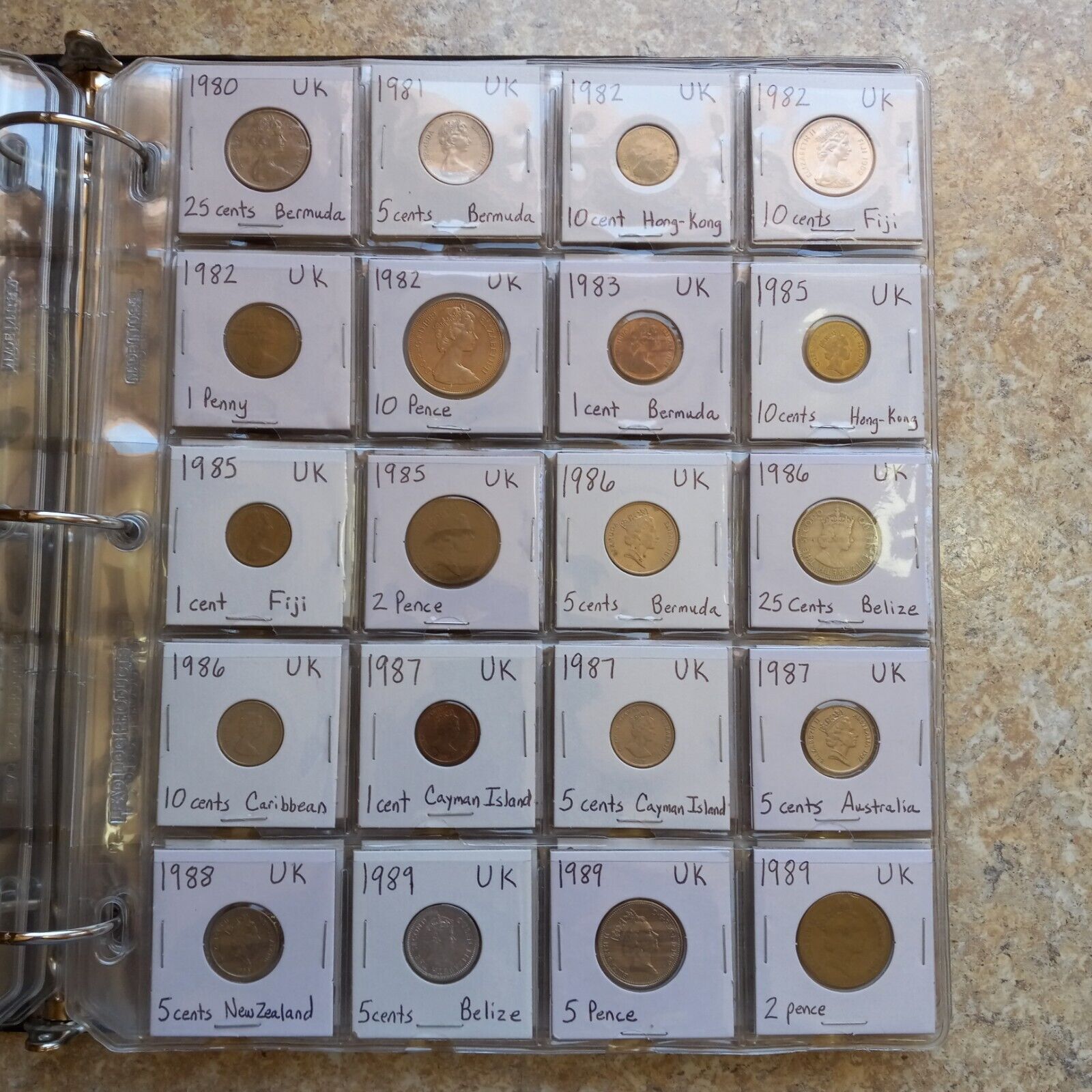 World Coin Collection Albums- 670 Different Foreign Coins 90 Different Countries