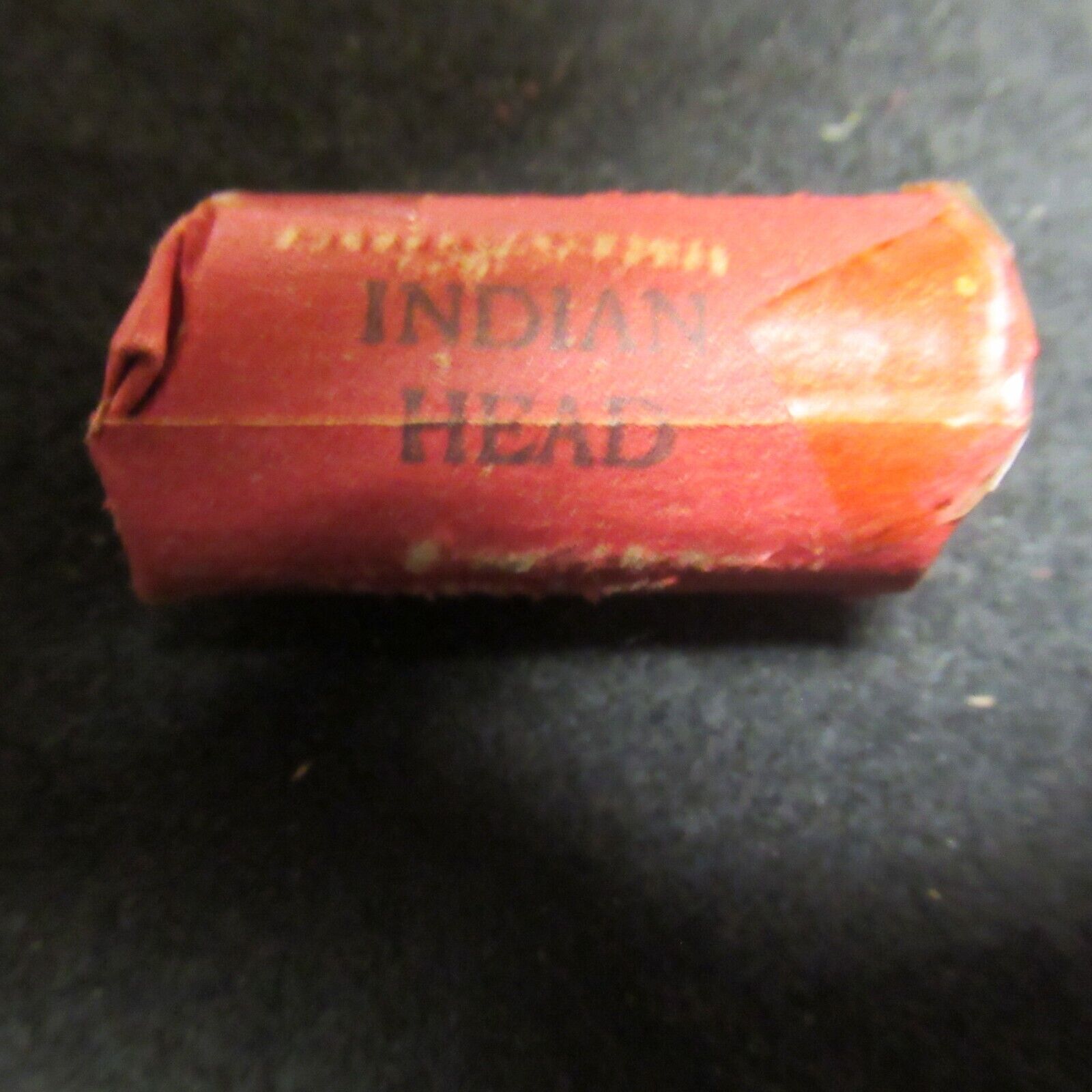 OLD VINTAGE INDIAN HEAD PENNY HALF ROLL SEALING TAPE IS YELLOW FROM AGE