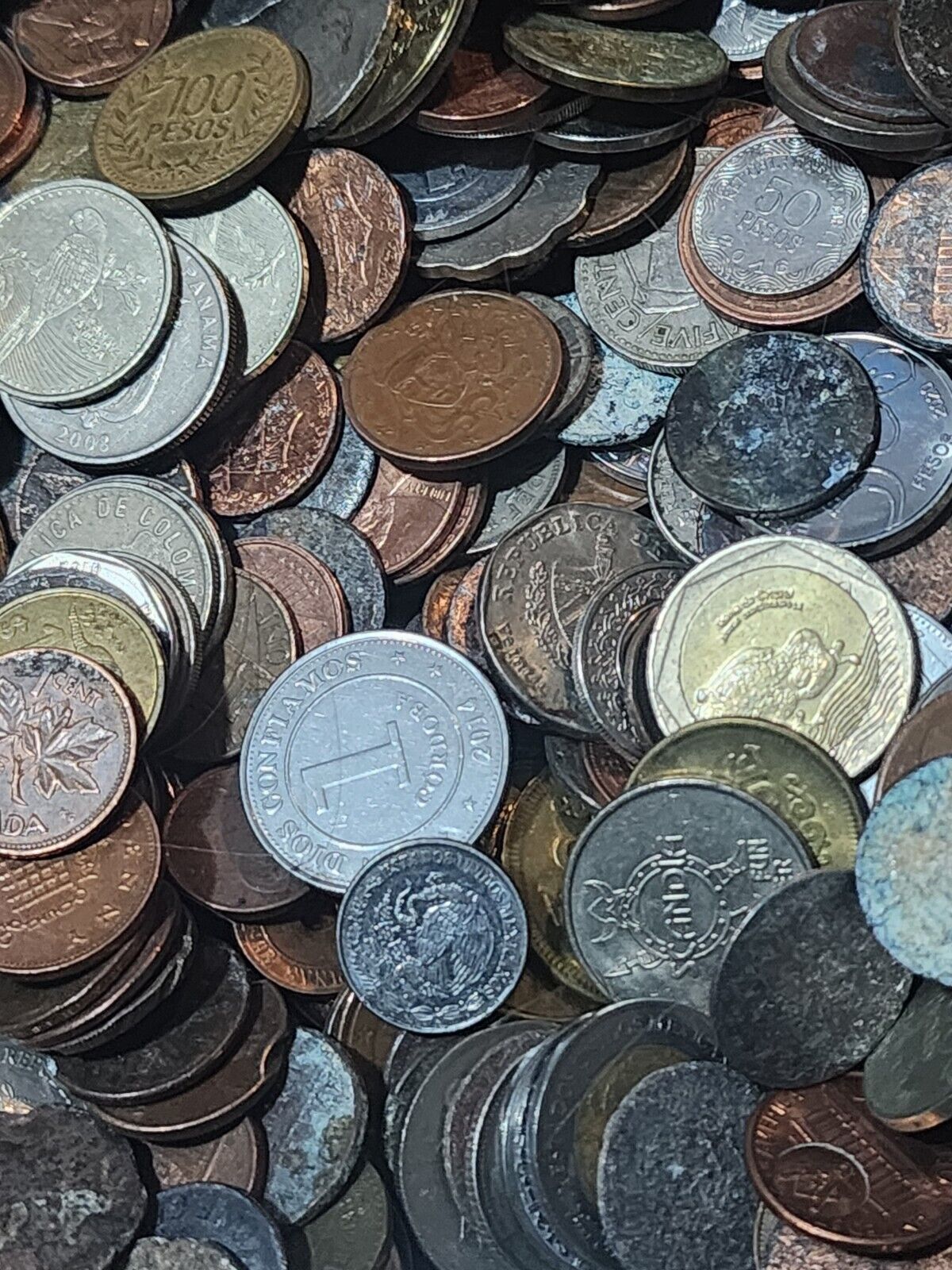 10lb Damaged Cull Bulk Mixed Foreign US Coins Cent Euro Peso Token 1800s-2000s