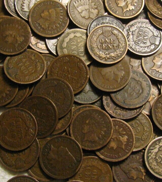 VERY OLD VINTAGE INDIAN HEAD PENNY HALF ROLL/LOT SEALING TAPE IS YELLOW FROM AGE