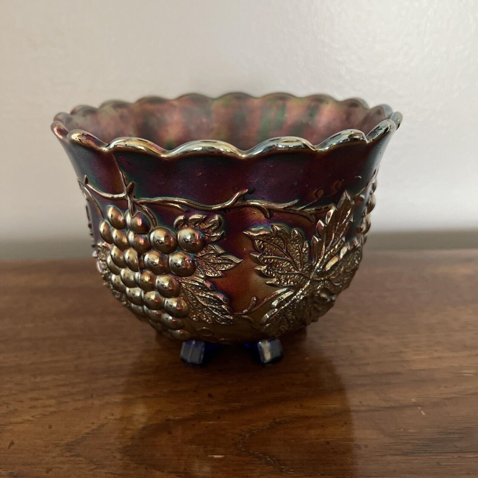 Early 1900s Dugan Diamond GRAPE DELIGHT Electric Amethyst Color SIX FTD NUT BOWL
