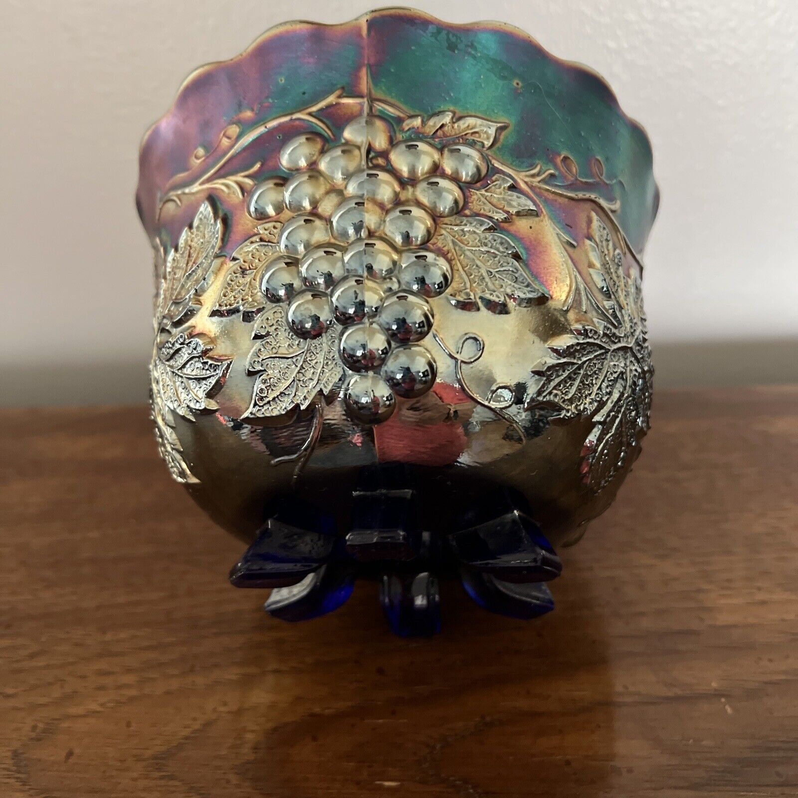 Early 1900s Dugan Diamond GRAPE DELIGHT Electric Amethyst Color SIX FTD NUT BOWL