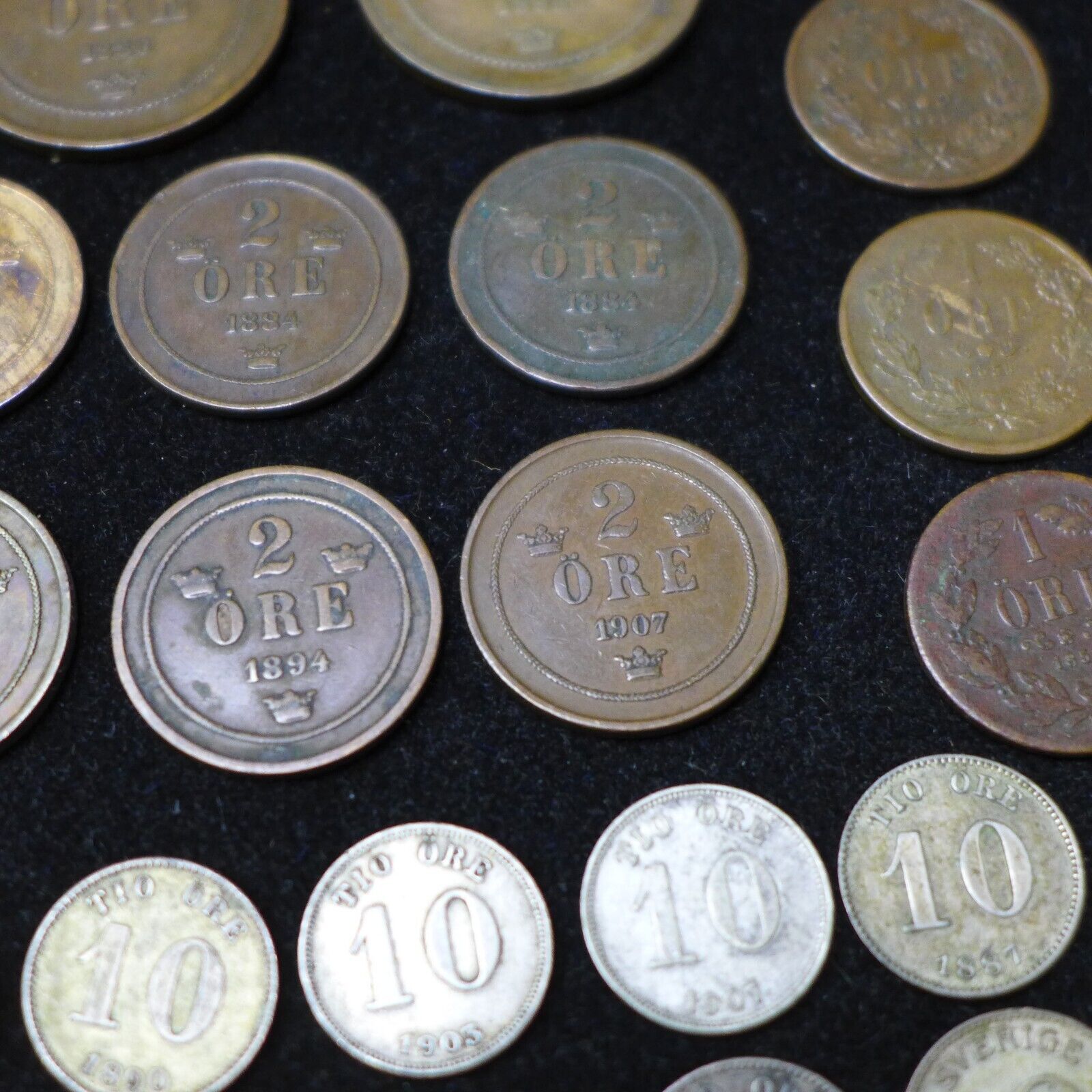 Lot of (60) SWEDEN MINOR COINS, SKILLING, ORE 1700's - 1900's