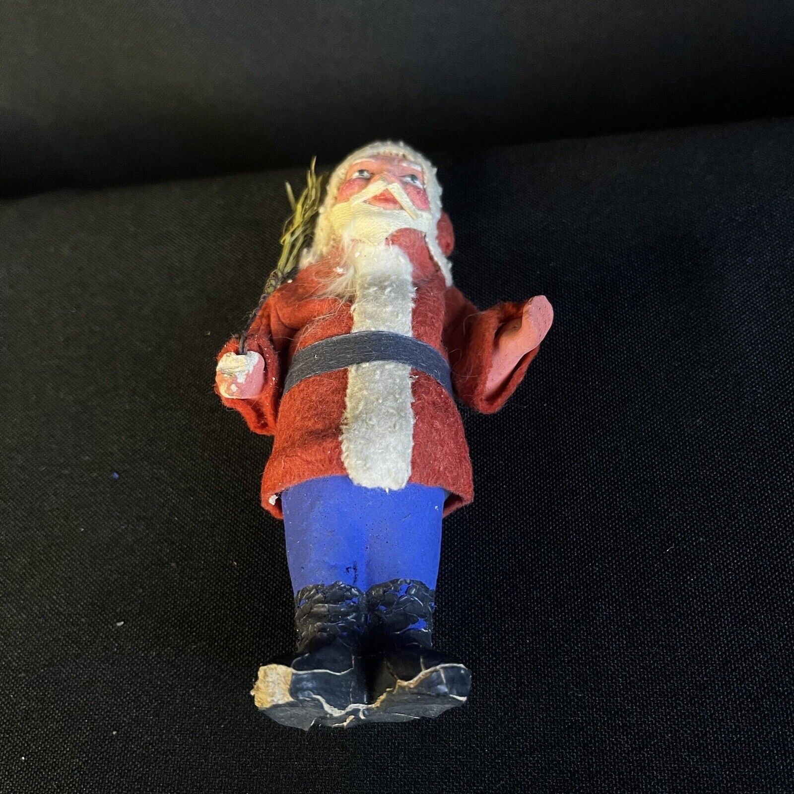 ANTIQUE GERMAN  WOOD CUTTER  SANTA  CANDY CONTAINER 1900s PRE-OWNED
