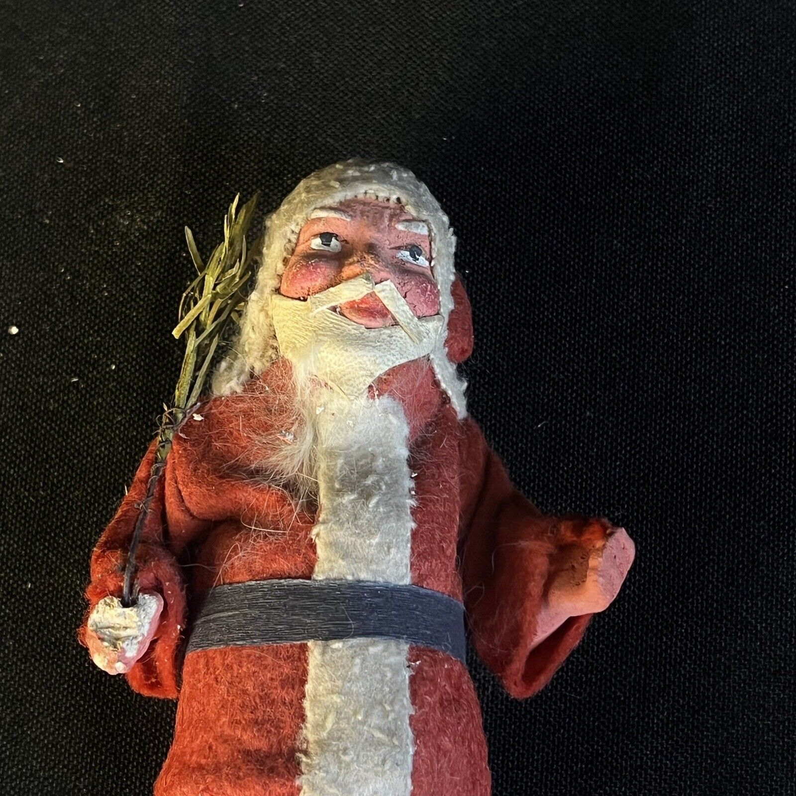 ANTIQUE GERMAN  WOOD CUTTER  SANTA  CANDY CONTAINER 1900s PRE-OWNED